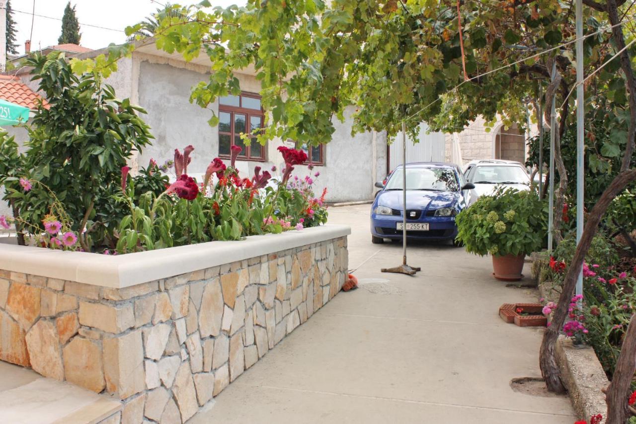 Apartments By The Sea Sumartin, Brac - 5620 Ngoại thất bức ảnh
