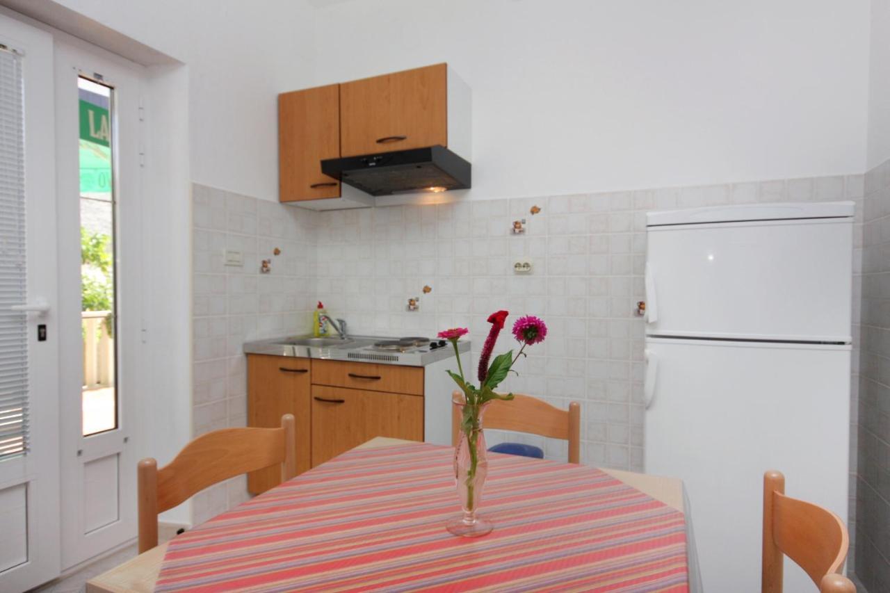 Apartments By The Sea Sumartin, Brac - 5620 Ngoại thất bức ảnh
