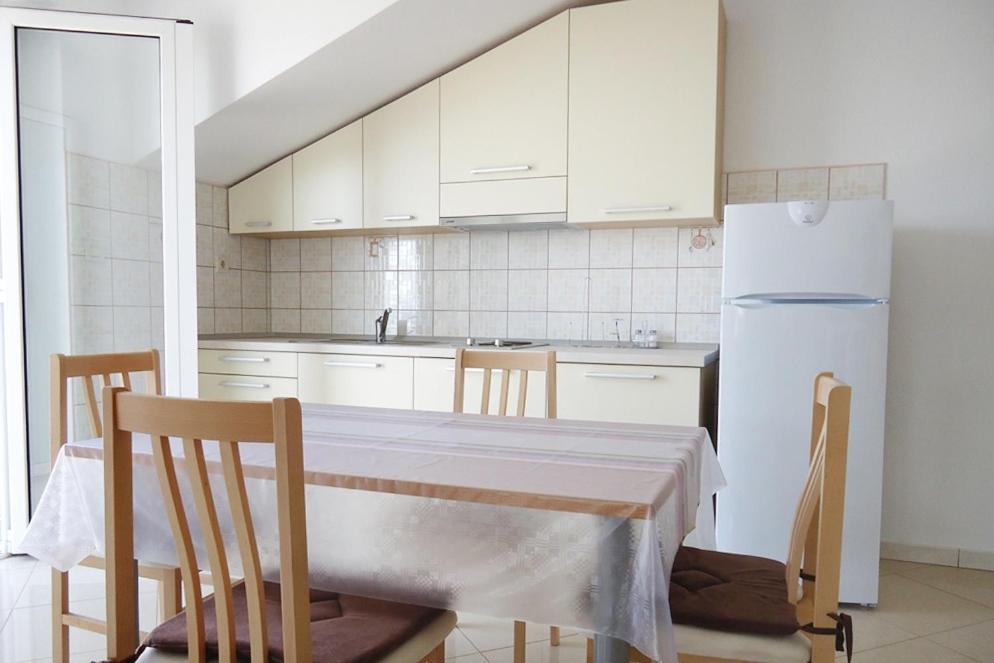 Apartments By The Sea Sumartin, Brac - 5620 Ngoại thất bức ảnh